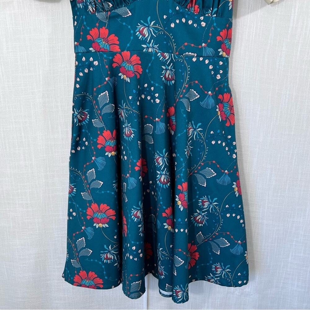 Teal Floral Swing Dress with Contrast Collar - Picture 5 of 16